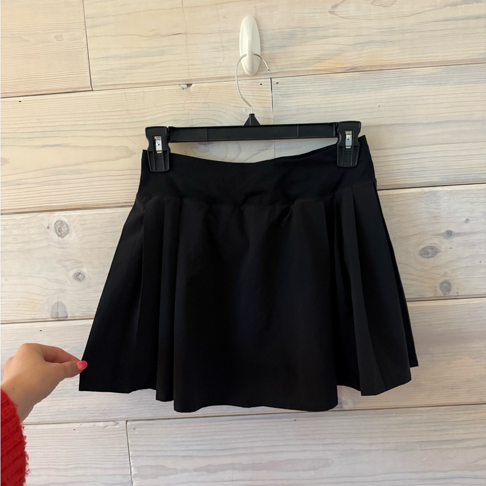 Lululemon black skirt with built in shorts